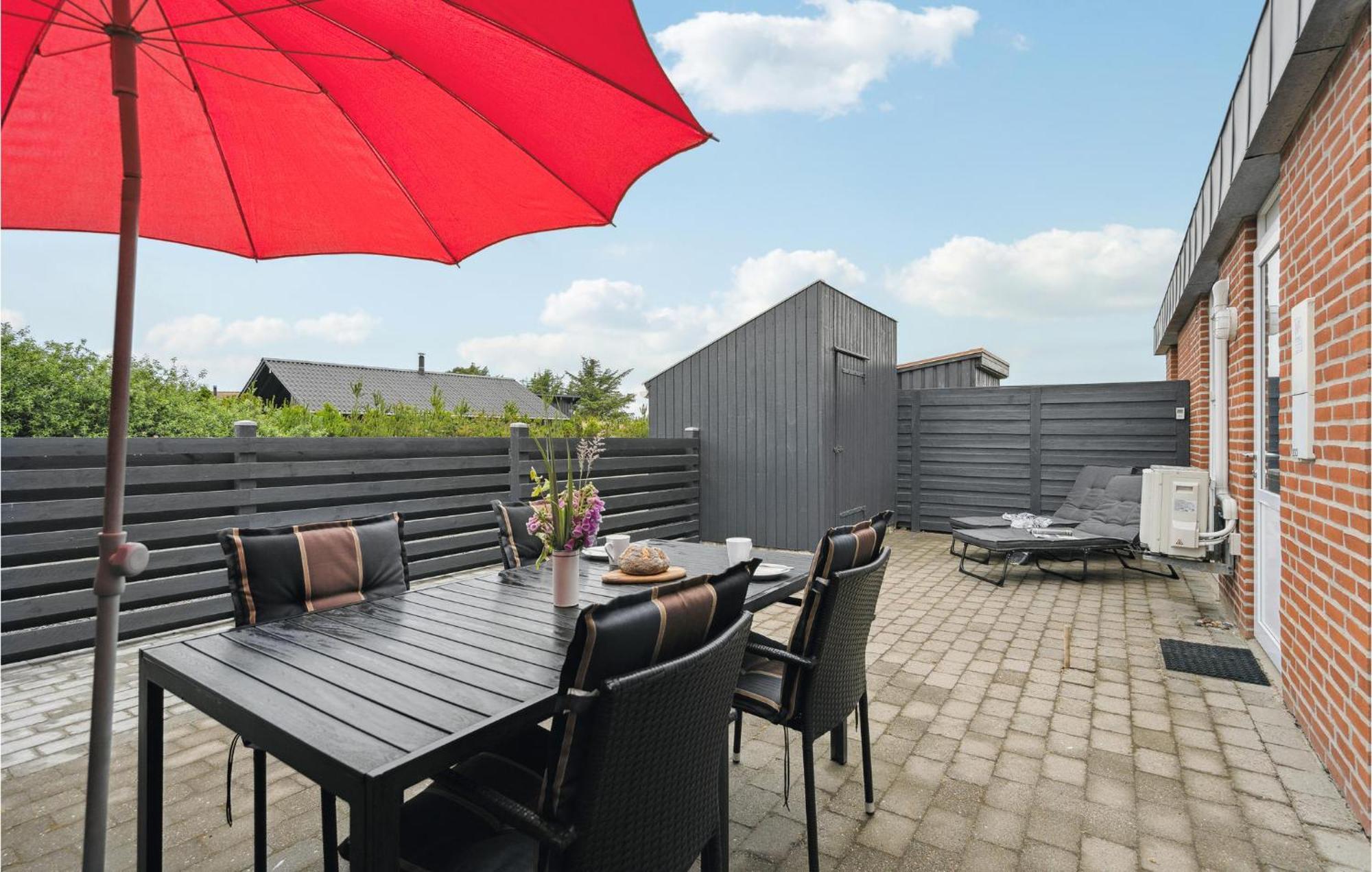 Amazing Home In Hvide Sande With Wifi Bjerregård Eksteriør bilde